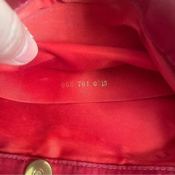 Gucci Red Satin Bamboo Crossbody Bag - Picture 11 of 15